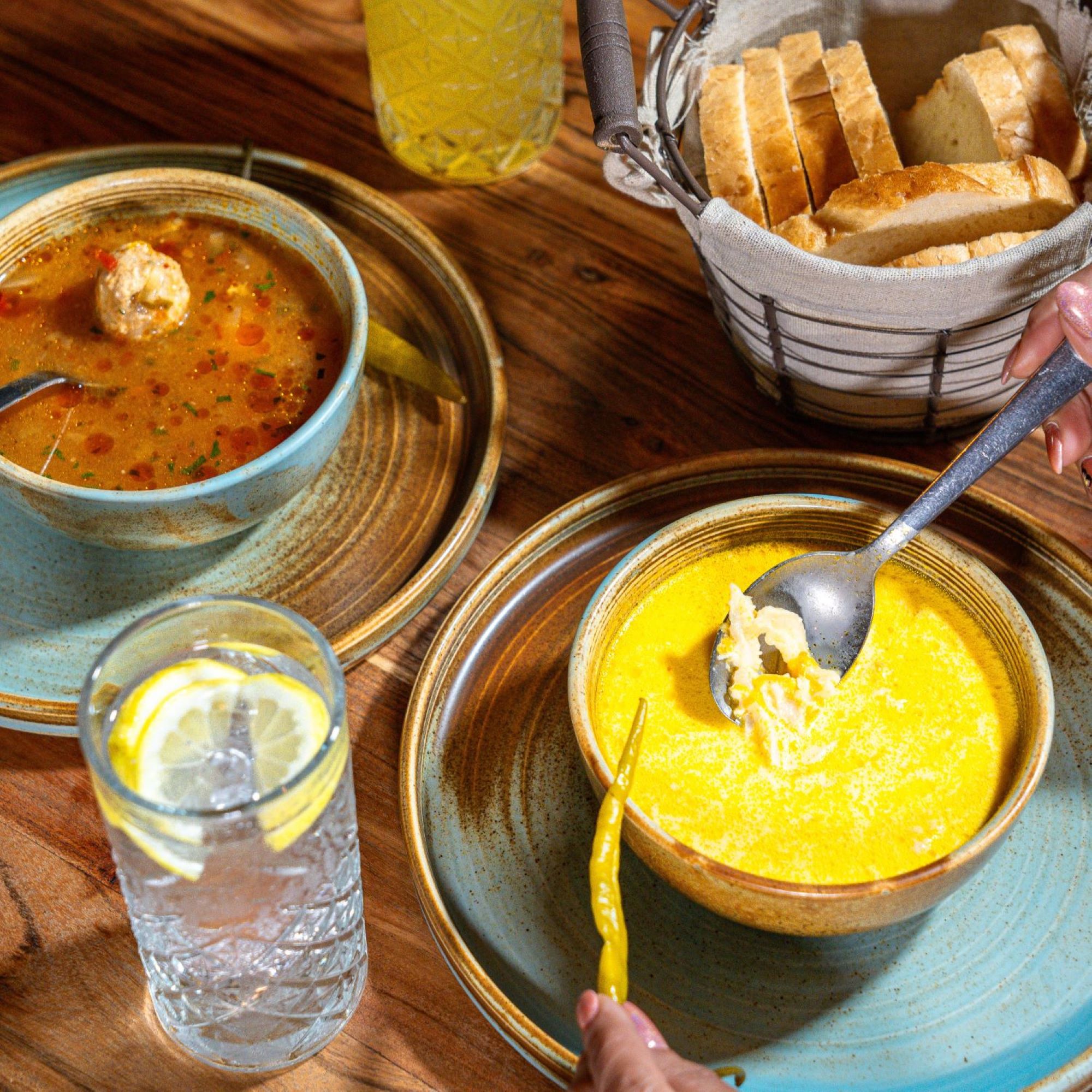 Red's Café & Restaurant