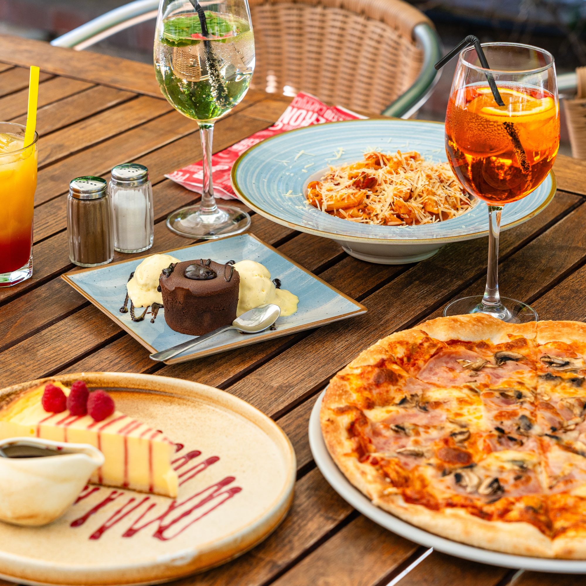 Red's Café & Restaurant